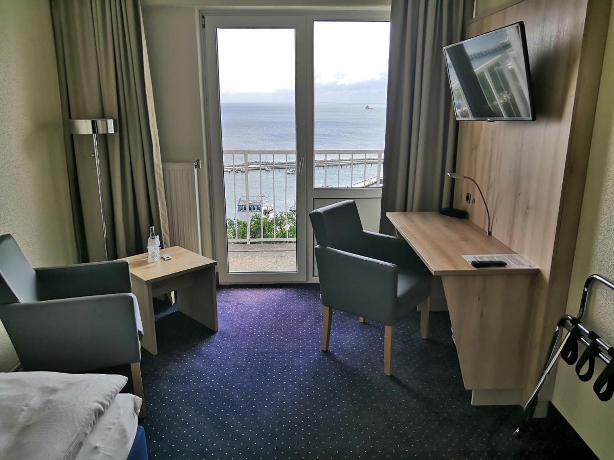 Ruegen-Hotel Sassnitz Buitenkant foto