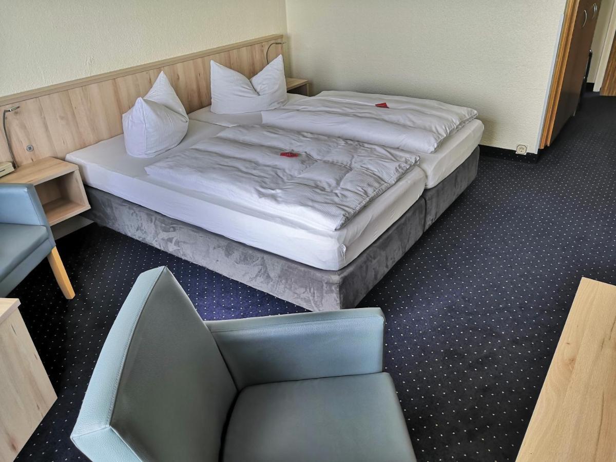 Ruegen-Hotel Sassnitz Buitenkant foto
