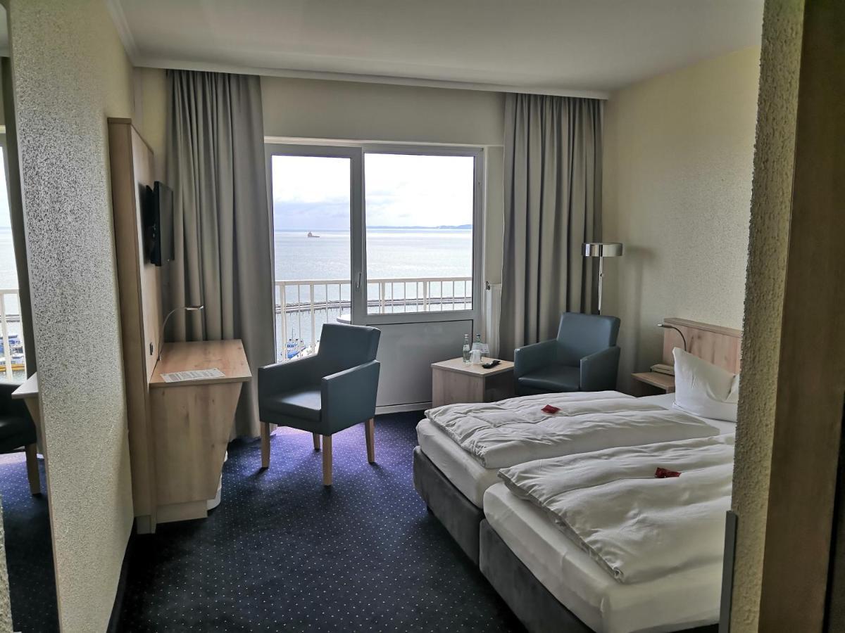 Ruegen-Hotel Sassnitz Buitenkant foto