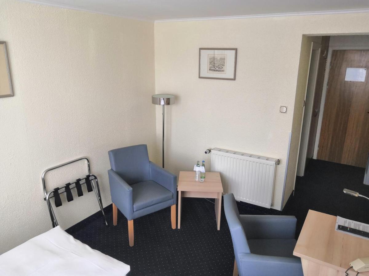 Ruegen-Hotel Sassnitz Buitenkant foto