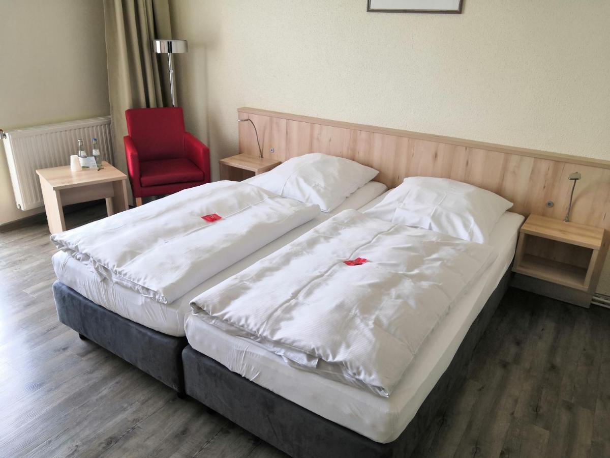 Ruegen-Hotel Sassnitz Buitenkant foto
