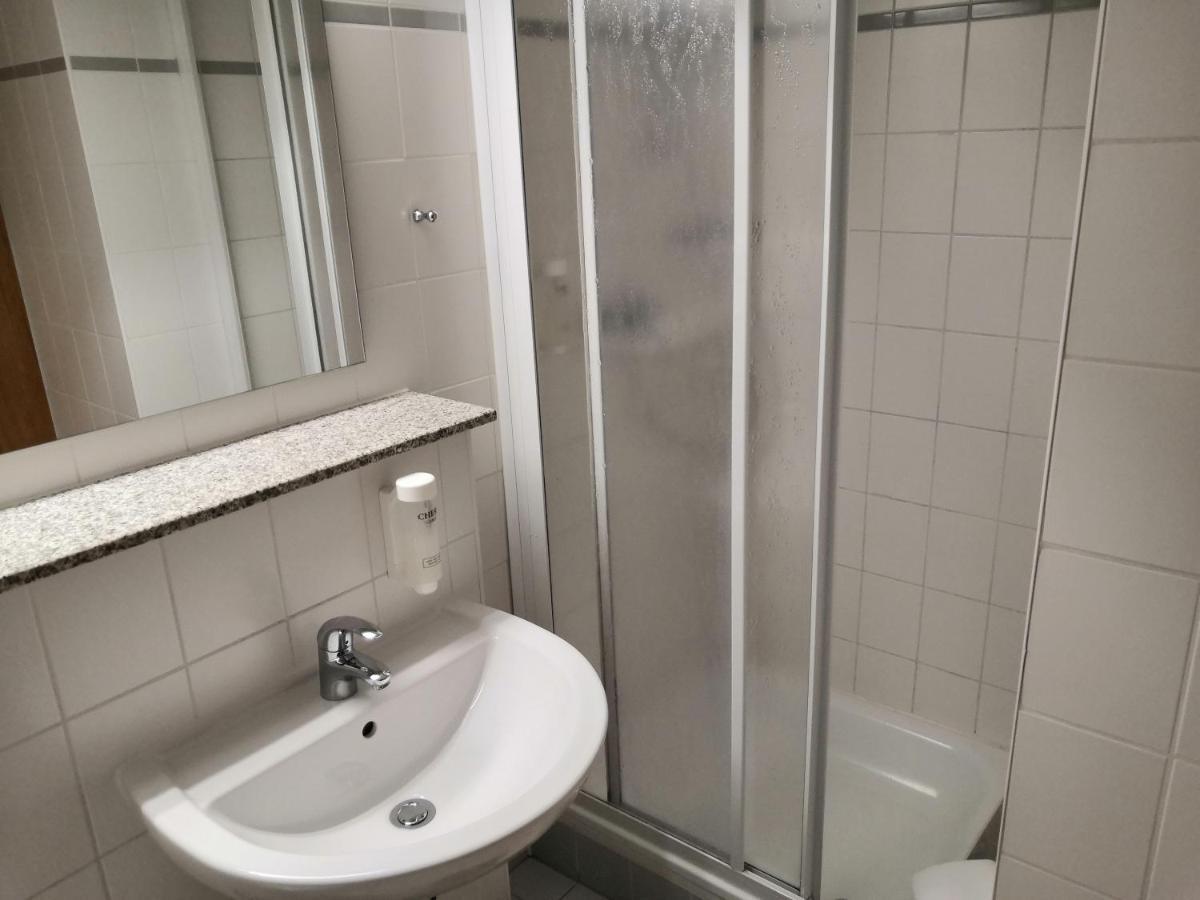 Ruegen-Hotel Sassnitz Buitenkant foto